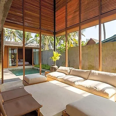 Rumah Amadangi Kedungu