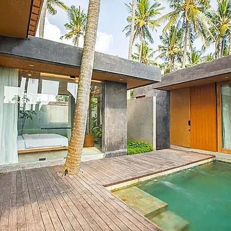 Rumah Amadangi Kedungu