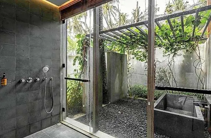Rumah Amadangi Kedungu Hotel BALI